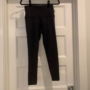 Black Lululemon Align leggings